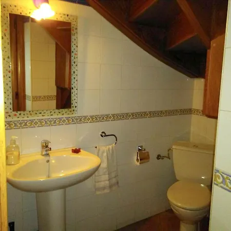 호텔 2 Bedrooms House With Wifi At Llayo Lubayo