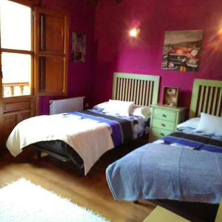 2 Bedrooms House With Wifi At Llayo
